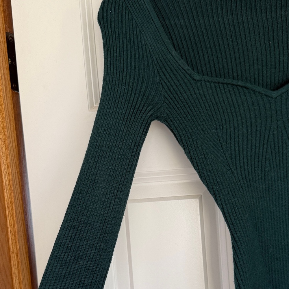 Abercrombie & Fitch Dark Green Sweater - Picture 5 of 6